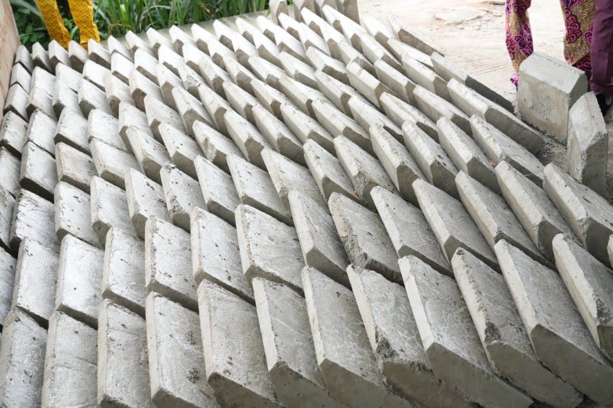 tech_uofficial's tweet image. ...but with the competence to create jobs, solve problems, and thrive in today’s economy. 💡💼

#TechU #Entrepreneurship #SkillsForLife #Innovation #EducationThatWorks