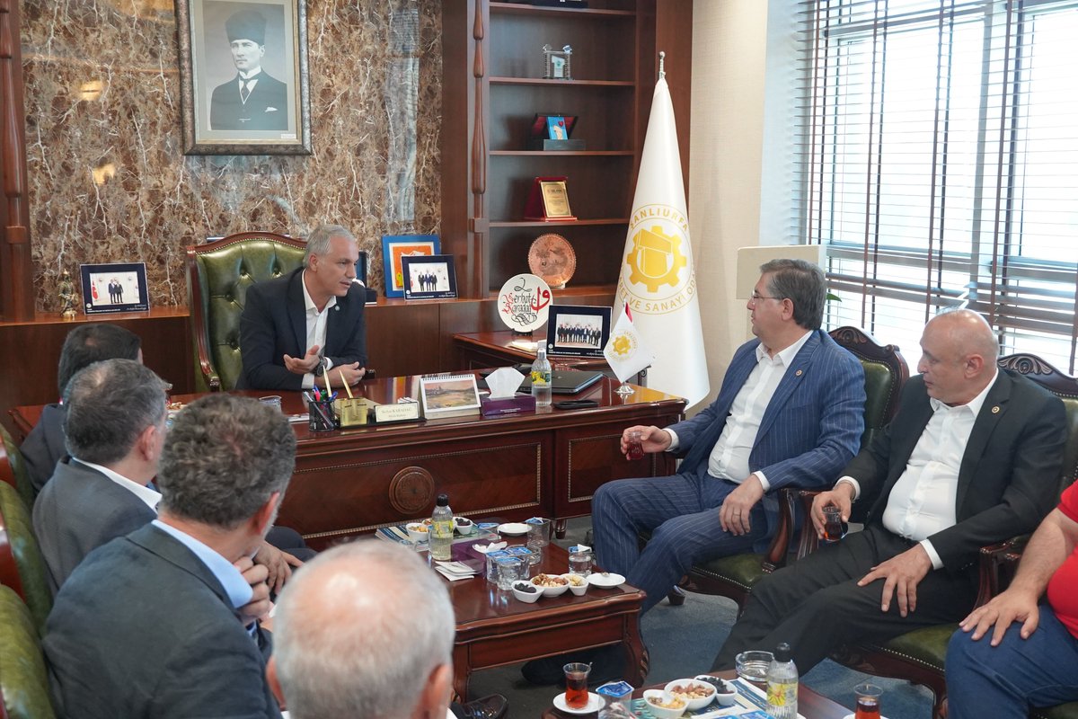 📍 Ziyaret
Cumhuriyet Halk Partisi Kocaeli Milletvekili ve TBMM İdare Amiri Sn. Harun Özgür Yıldızlı, Kocaeli Milletvekili Sn. Muhip Kanko, Gaziantep Milletvekili Sn. Melih Meriç, Bursa Milletvekili Sn. Orhan Sarıbal, İl Başkanı Sn. Ferhat Karadağ, İl yöneticileri, İl Disiplin