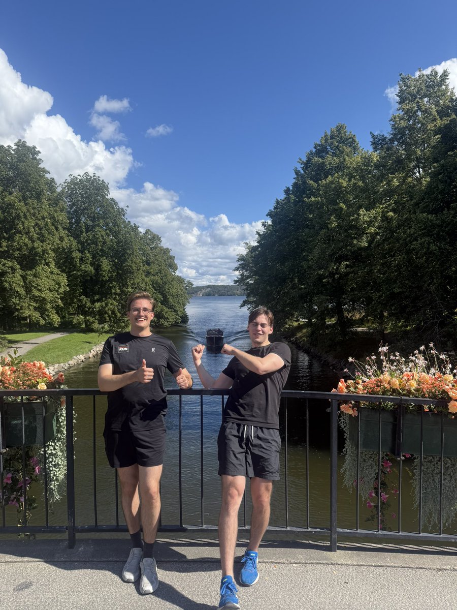 mikha_adr's tweet photo. 42/42km w/ @JoelHainzl 🏆

@antonosika thanks for the route suggestions 🗺️ https://t.co/l1E8YSmNfJ