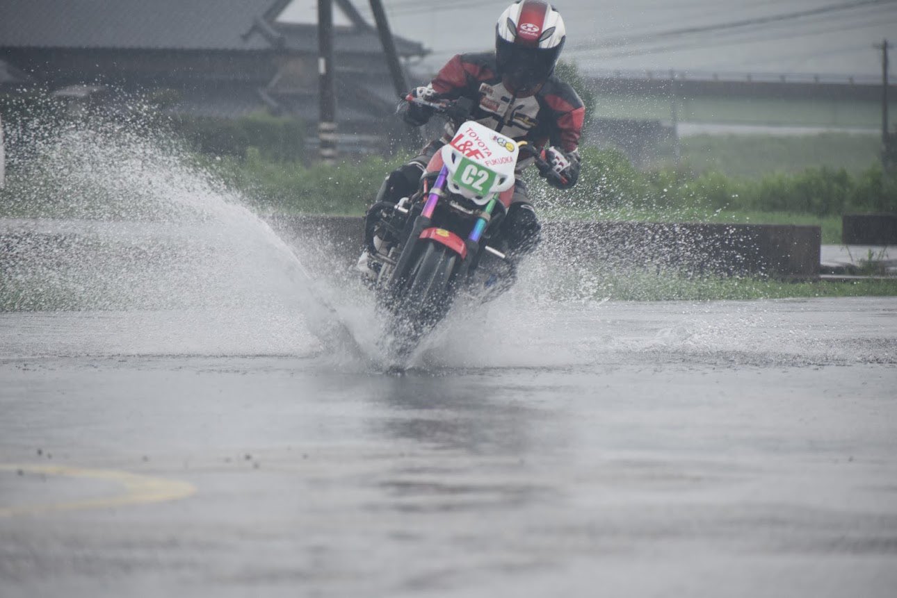 ともさん 最弱モトブロガー、念願のバイク納車されました。【ME:RIDE