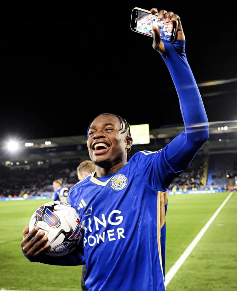lcfcglobe0's tweet photo. BREAKING 🚨

Abdul Fatawu rejects a move to Everton, he’s very happy at Leicester 

#lcfc #efc https://t.co/Bjde2OyFA4