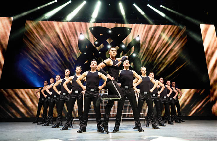thenewspapersa's tweet photo. Michael Flatley’s #LordOfTheDance lights up #CapeTown 14–17 Aug 2025 at #GrandWest. 40 world-class dancers. Epic effects. A legend returns. Read: https://t.co/ZtwcCcRowm #WesternCape https://t.co/pM7bRXf3RK
