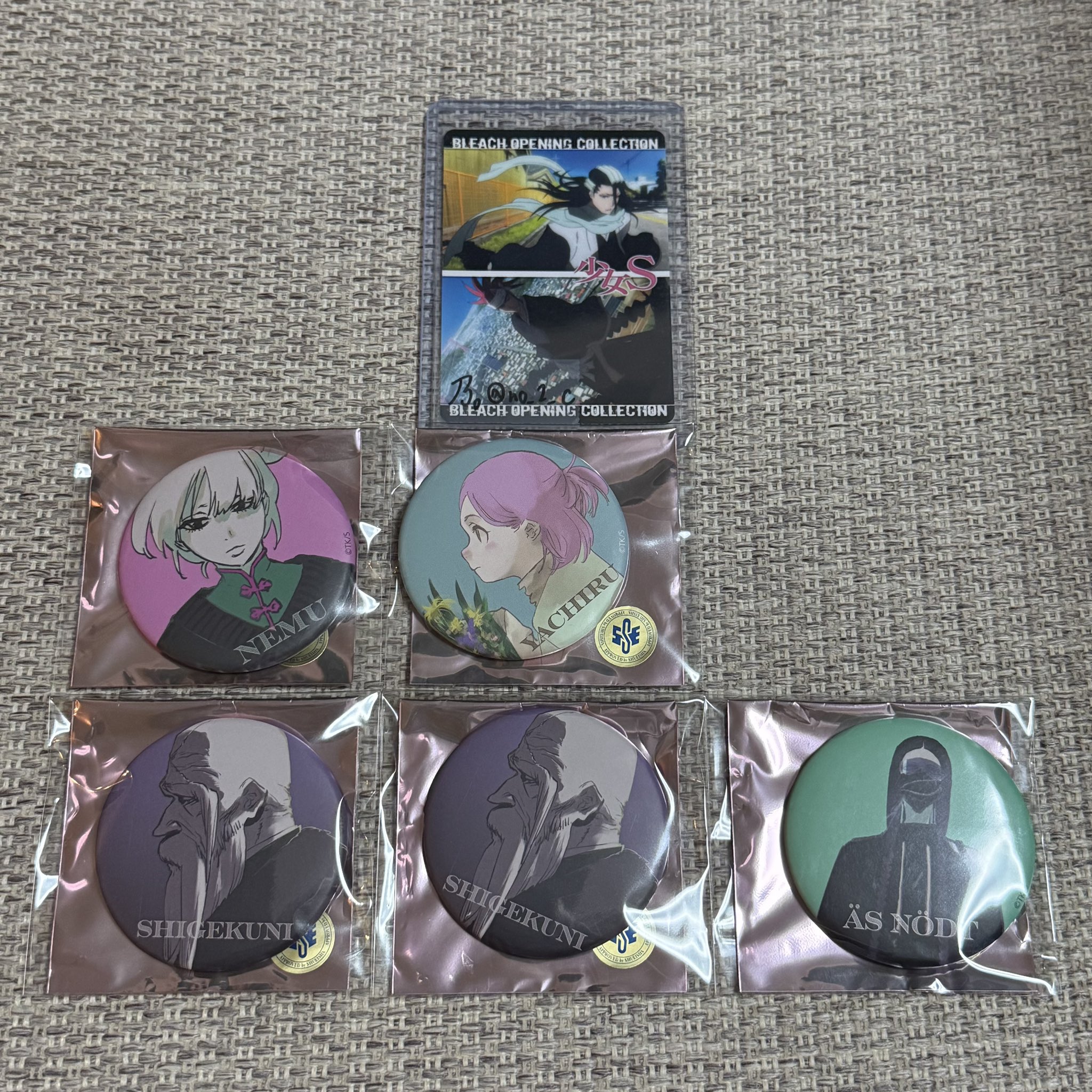 BLEACH 日番谷冬獅郎 マット缶バッジ マット缶 Klub Outside BLEACH WORLD マット缶バッジ ～Klub Outside selection ver