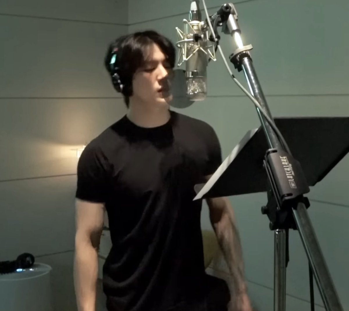 มึง โคตรหล่ออ บ้าไปแล้ว