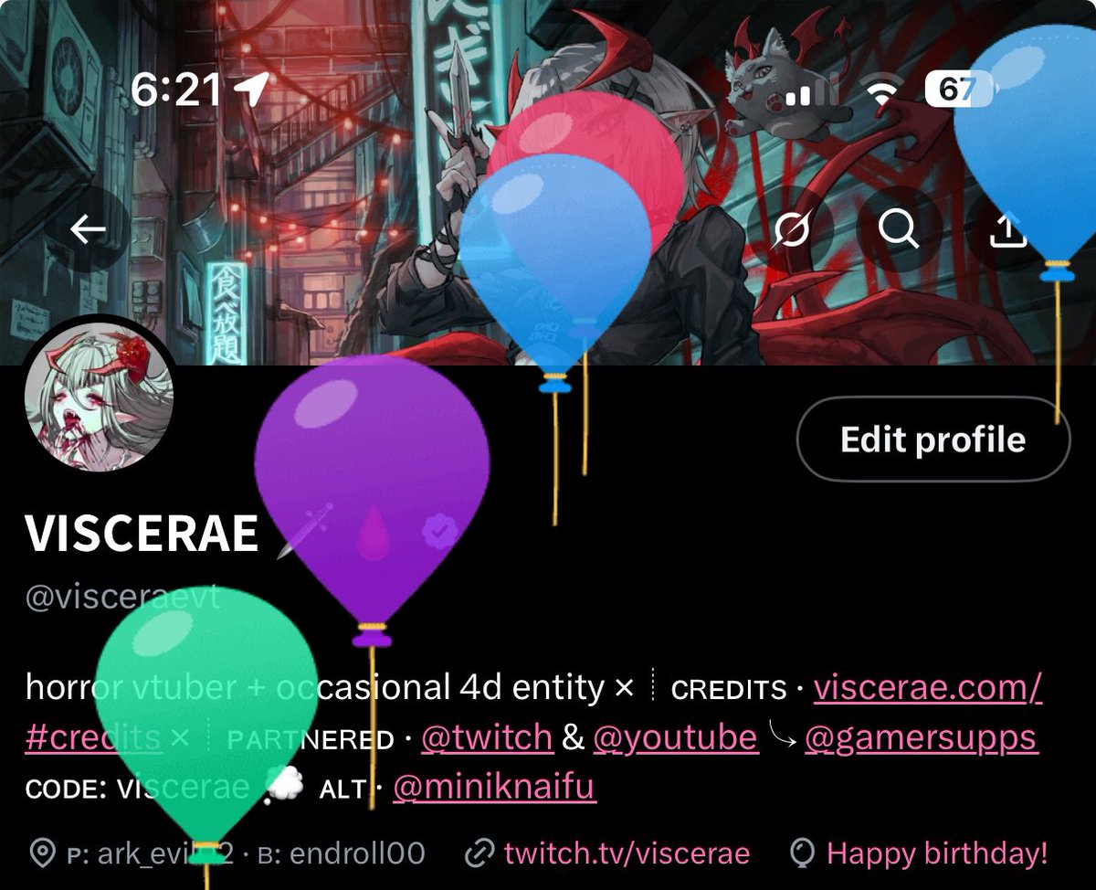 visceraevt's tweet image. yippee! 🎈🎂
I’ll be live at noon pt with a handcam stream to celebrate with chat, opening skullpanda blind boxes and some Pokemon packs and vibing 🖤 see you then!