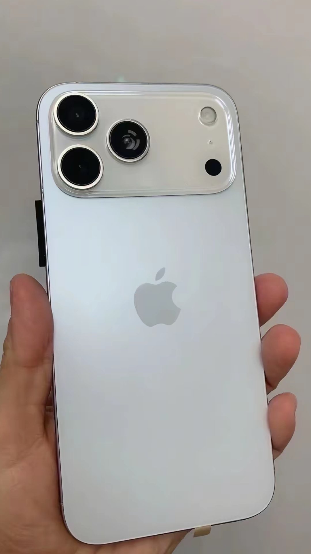 iPhone - *ちい* Apple iPhone 17 256GB White (AT&T) MG474LL/A - Best Buy