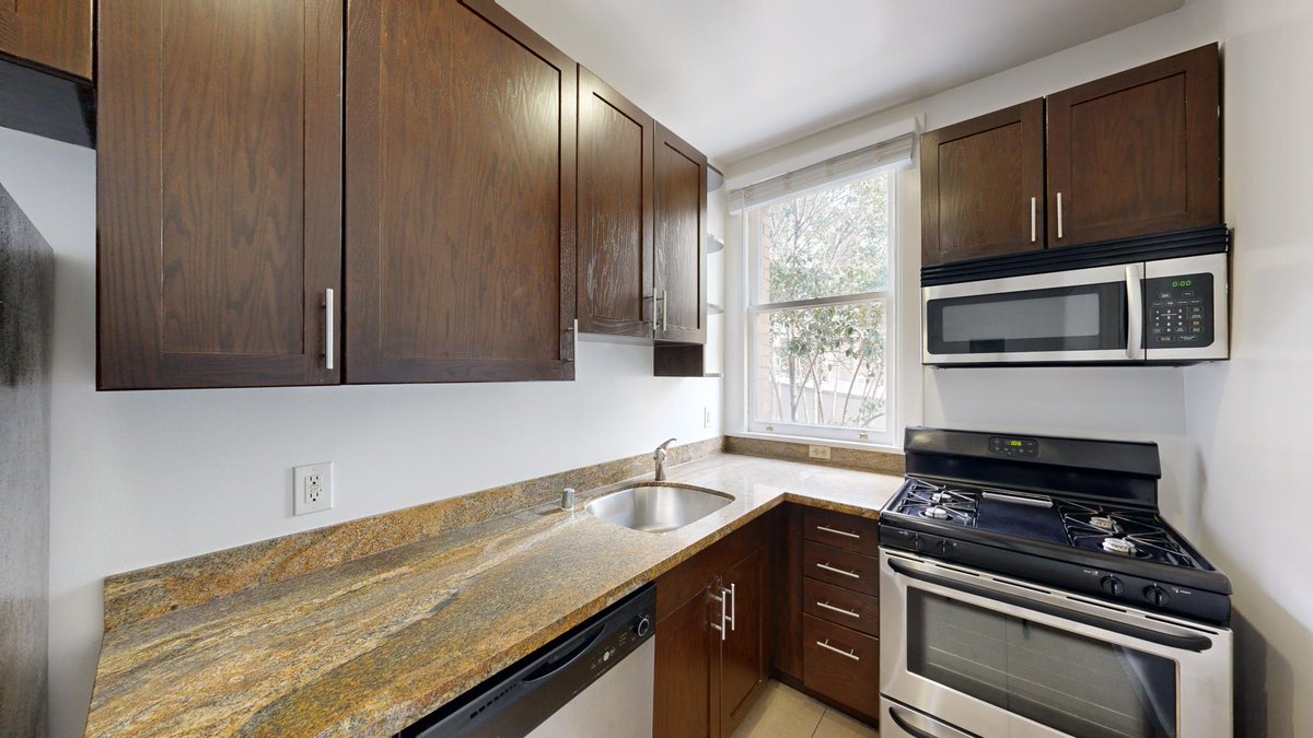 brickntimber's tweet photo. 📍 701 Taylor St. • Unit 206
✔️ STUDIO/ 1Ba | 429 sq. ft.

💬 Send us a DM.
📞 Call Us (415) 422-9572

#DowntownSFLiving #SFRealEstate #CityLivingSF
#HeartOfSanFrancisco #BayAreaLiving #SFRentals
#PetFriendlyDowntown #ModernLivingSF #SkylineViewsSF
#UrbanElegance #CentralSFLife https://t.co/AO3rXDLPh7