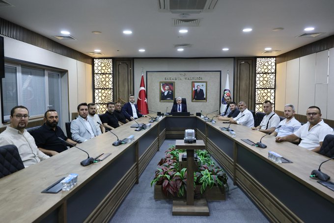 Sakarya Valisi Rahmi Doğan’dan Kanatlı Hayvan Üreticileri Birliği’ne Ziyaret