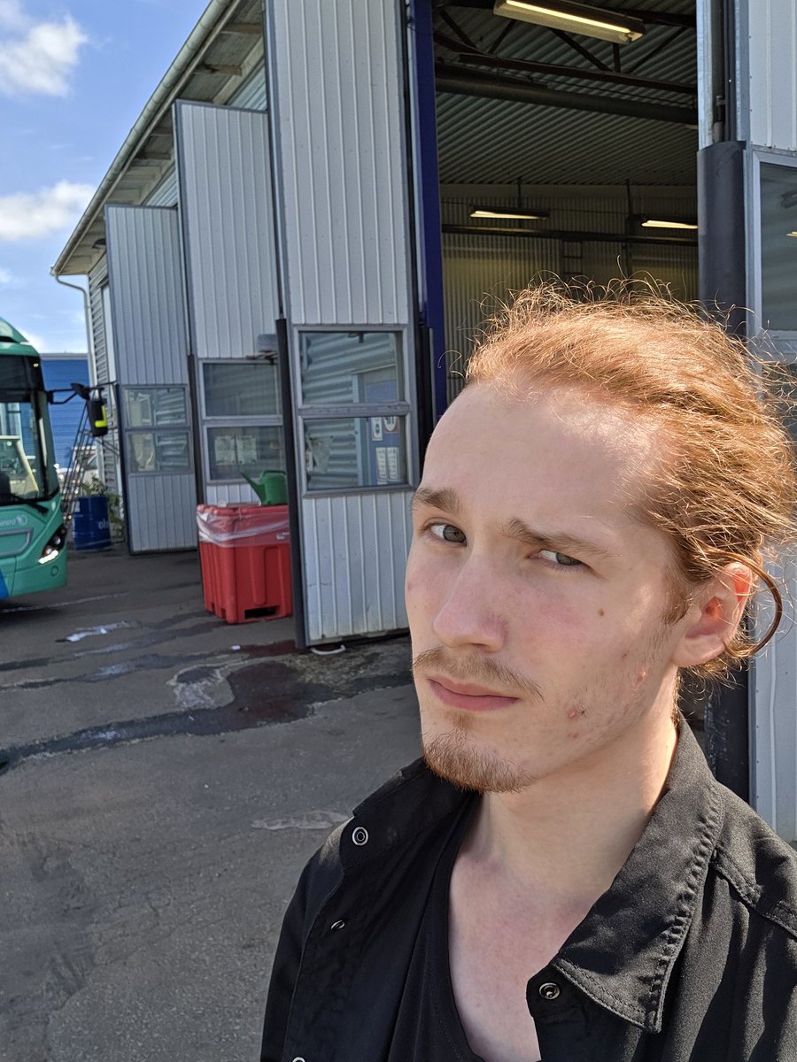 hexletter's tweet image. Дратути