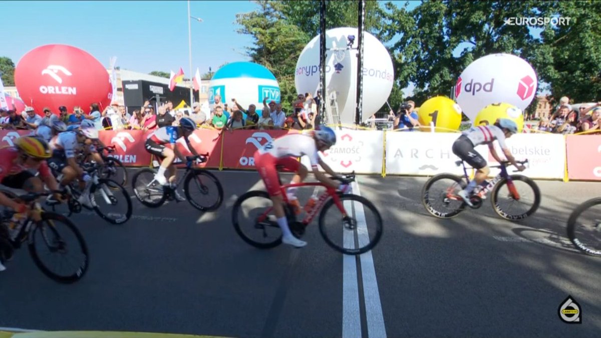 kamildziedzic_'s tweet photo. CONSONNI Chiara wygrywa 1. etap #Tourdepolognewomen zbiera 13 sekund bonifikaty razem z premia do generalki, to spory zapas. Na 4 miejscu Kaja Rysz z Reprezentacji Polski! #TDPW25 https://t.co/OppcAW9pCU