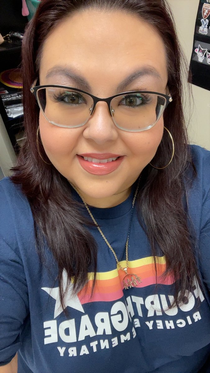 Evelyn Flores tweet media