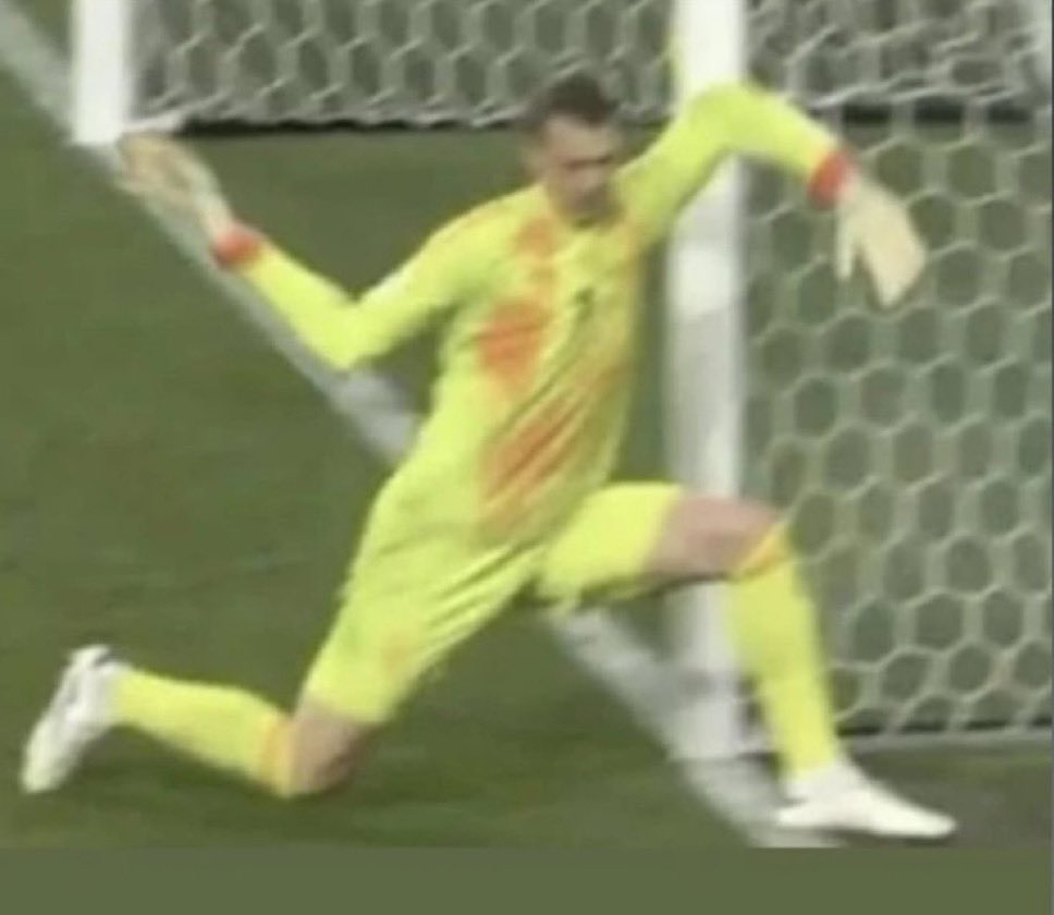 o cássio na semifinal contra o corinthians