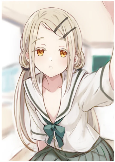 執拗に頭をなでようとしてくる篠沢さん描いた。