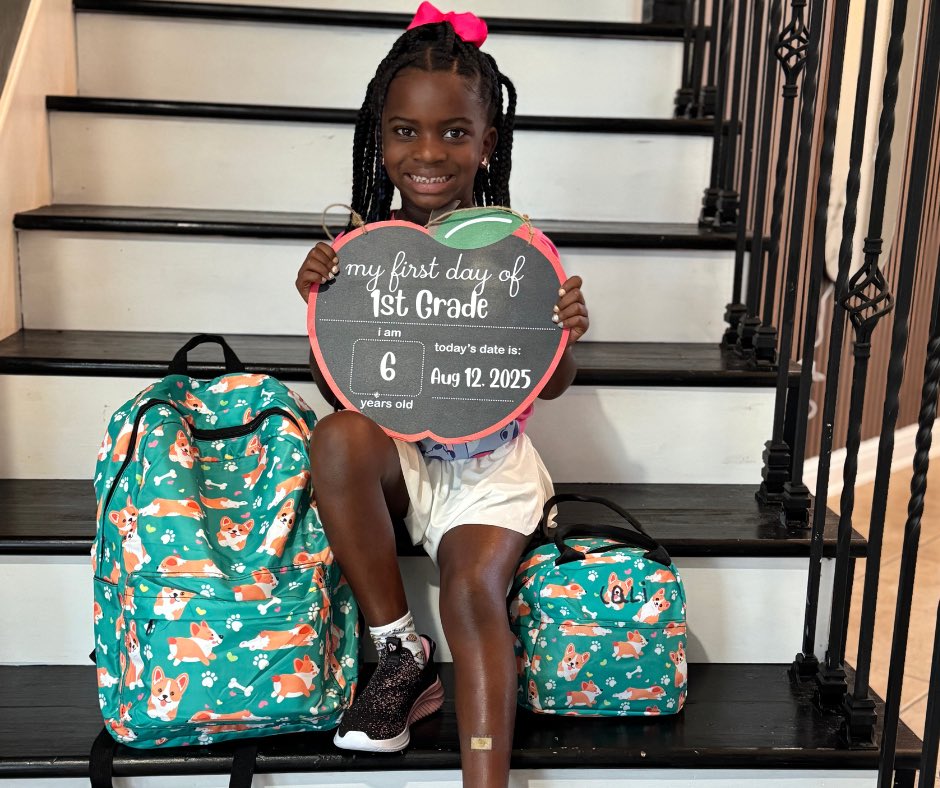 First day off school vibes! <a href="/MGMS_Gators/">Garcia Middle School</a> <a href="/OCE_BlueJays/">Oyster Creek Elementary</a> <a href="/FortBendISD/">Fort Bend ISD</a>