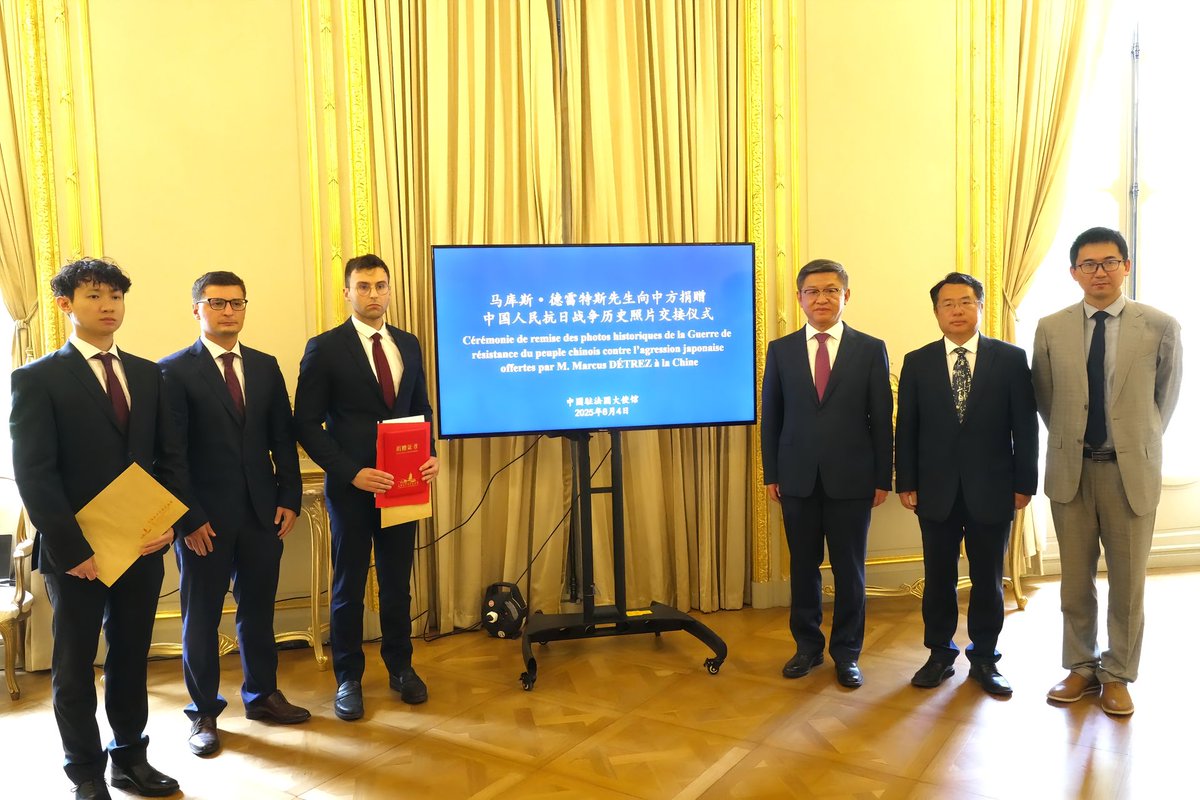 TopYellowriver's tweet photo. French citizen Marcus Detrez @learny_marcus donated 618 photos documenting Japan's invasion of China during #WWII. After the arrival of China, he watched the film Dead To Rights, which depicts the #NanjingMassacre. 
@AmbassadeChine @consulat_de #MarcusDetrez #Peace https://t.co/RpEOybOWf2