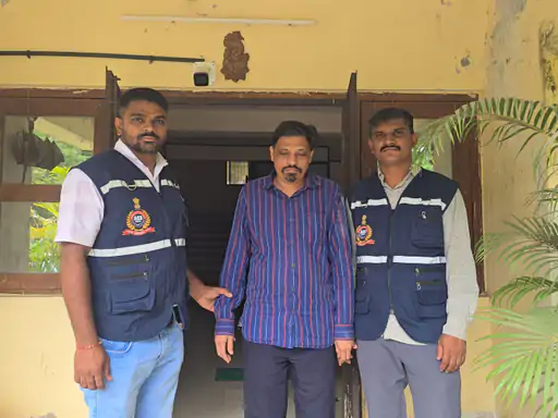 ACB Gujarat Nabs Dy Executive Engineer in Bribe Case