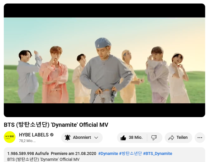 OT7_lover's tweet photo. I just ended the 1,986,589,998th view of #BTS_Dynamite ๐
Team work makes the dream work! ๐
DYNAMITE TO 2 BILLION
#BTS #StreamAndShare #DynamiteTo2B https://t.co/TSgCC9IHFp
