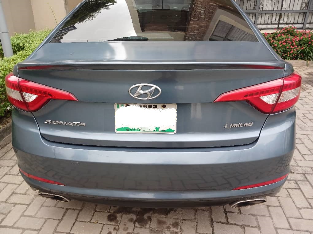 InklyCars's tweet photo. *FOR SALE*    
Naija used 2015 Hyundai Sonata
Location: Lekki
₦10.5m   
Click https://t.co/CwUdxiGncB to WhatsApp for details &amp; schedule an inspection. https://t.co/lFxNIiUEDP