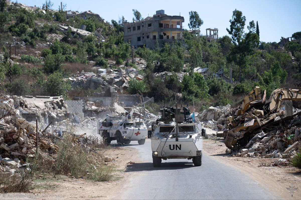 Lebanon - Jaringan terowongan milik Hezbollah dan gudang senjata ditemukan di dekat perbatasan dengan Israel

Lebih dari 200 tentara dari kontingen Prancis UNIFIL (Pasukan Interim Perserikatan Bangsa-Bangsa di Lebanon), yang beroperasi di bawah bendera Operasi Kemmel 2,