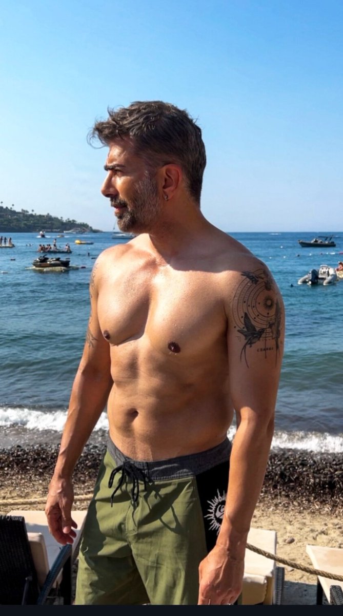 Finally my wish came true💃🎉Thank you CenK for this picture I love you so much😍🔥🔥

<a href="/CenkTorun/">Cenk Torun</a> #CenkTorun