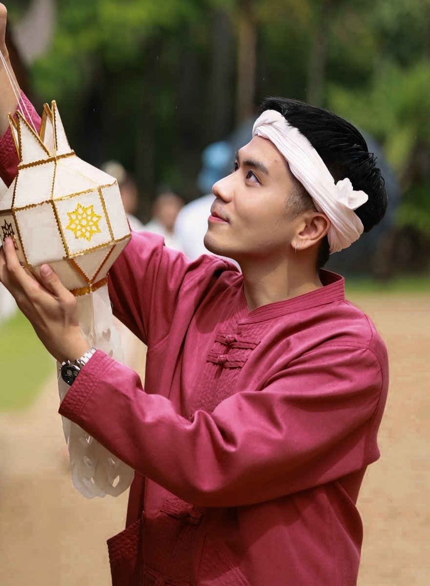 newrrtk's tweet photo. หนุ่มเหนือก่อ https://t.co/pdQWfQYgEO