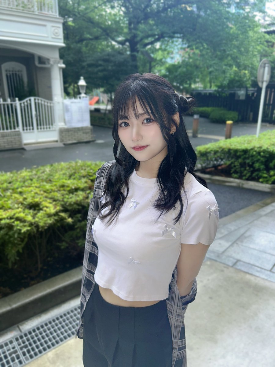 まあさん EMPORIO ARMANI MESH CARDIGAN 🛒11,880- ・MISS SIXTY DOT