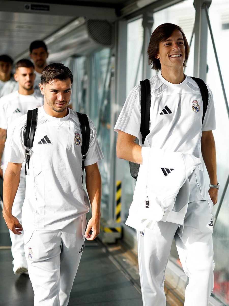 Look at Carreras you just know that he is thinking about winning titles already.