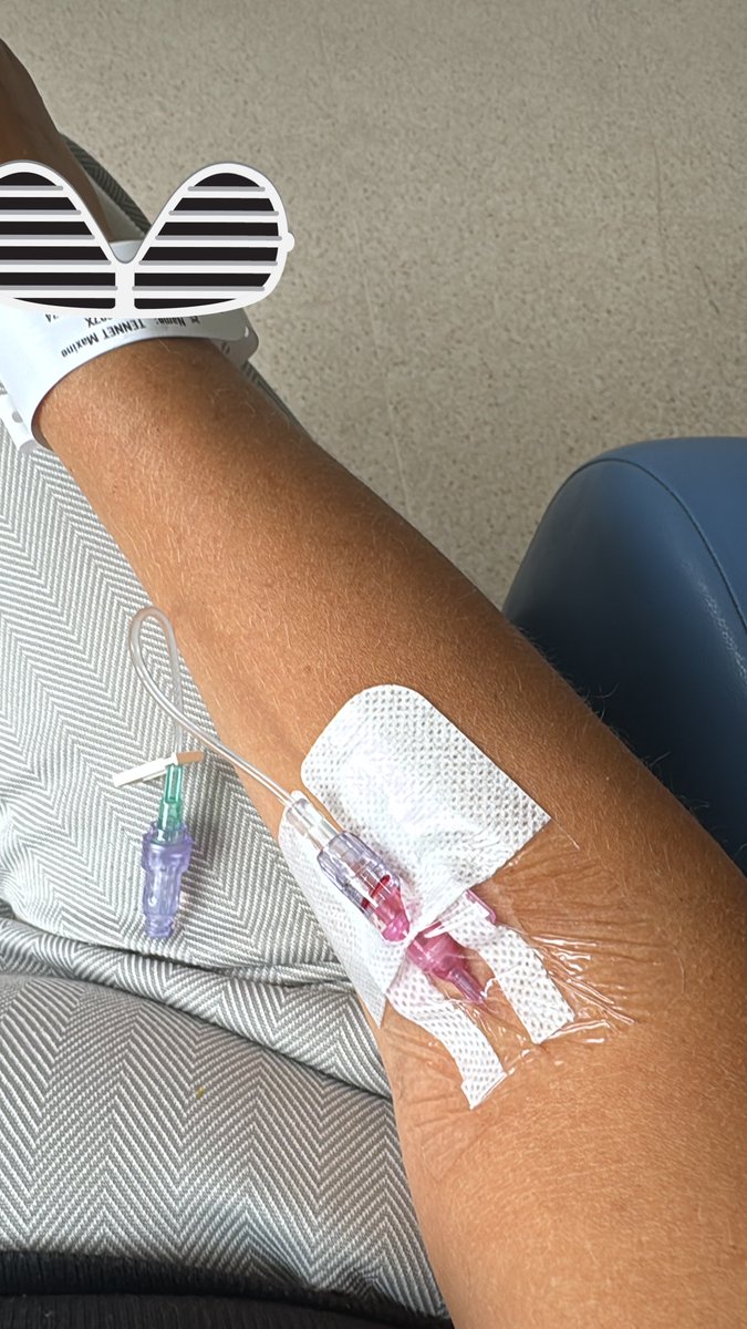 Day 3? technically 4? 
So far I’ve been seen by;
Ambulance service
A&amp;E
Surgical assessment
Ultrasound 
MRI (today)
Had 3 bloods done. 
And what have I had to pay? Nothing - this is U.K. NHS and we love it. 
Now just to get to the bottom of this pesky problem.