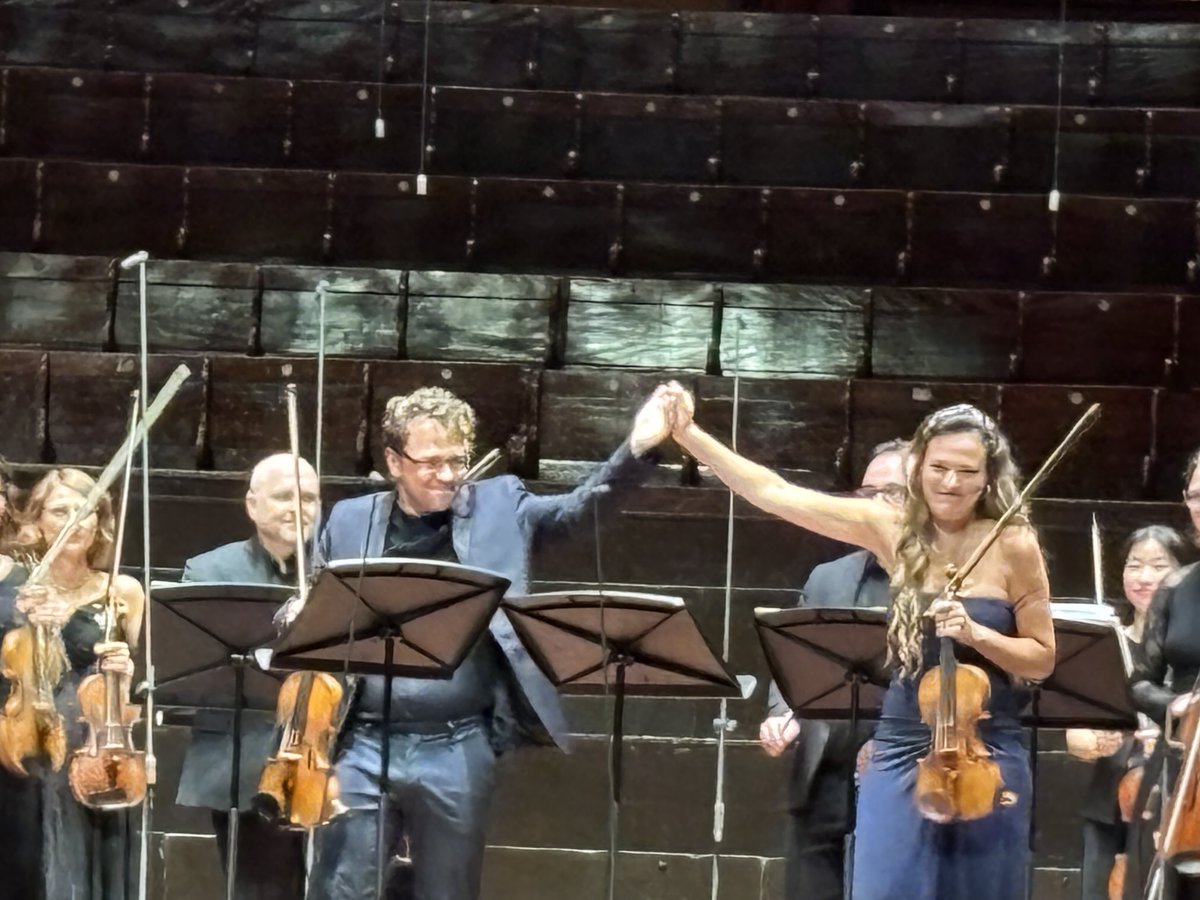 Laura Ziegler tweet media