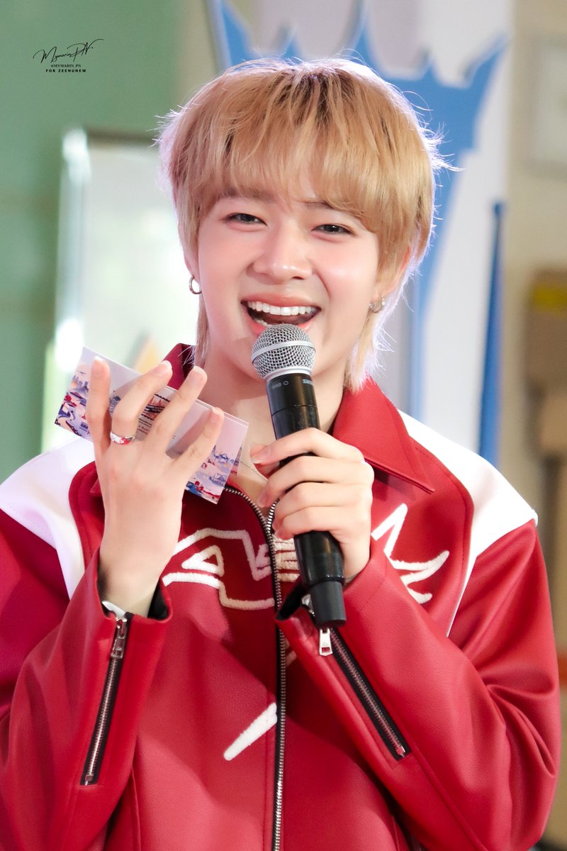 120825

` ยิ้มให้แม่ใหม่ 🥰
— <a href="/CwrNew/">NuNew</a> 

Thailand Post x NuNew
#ไปรษณีย์ไทยxNuNew
#NuNew #ZeeNuNew 
#MARINphotos