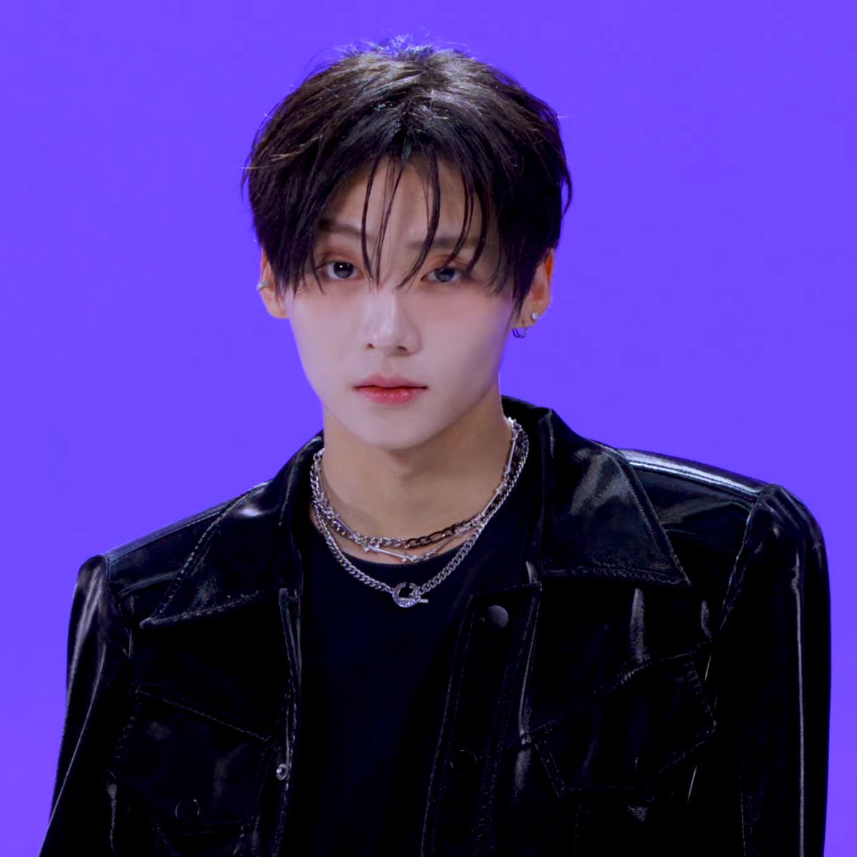 WHAT A LOOK 🖤 #이상원