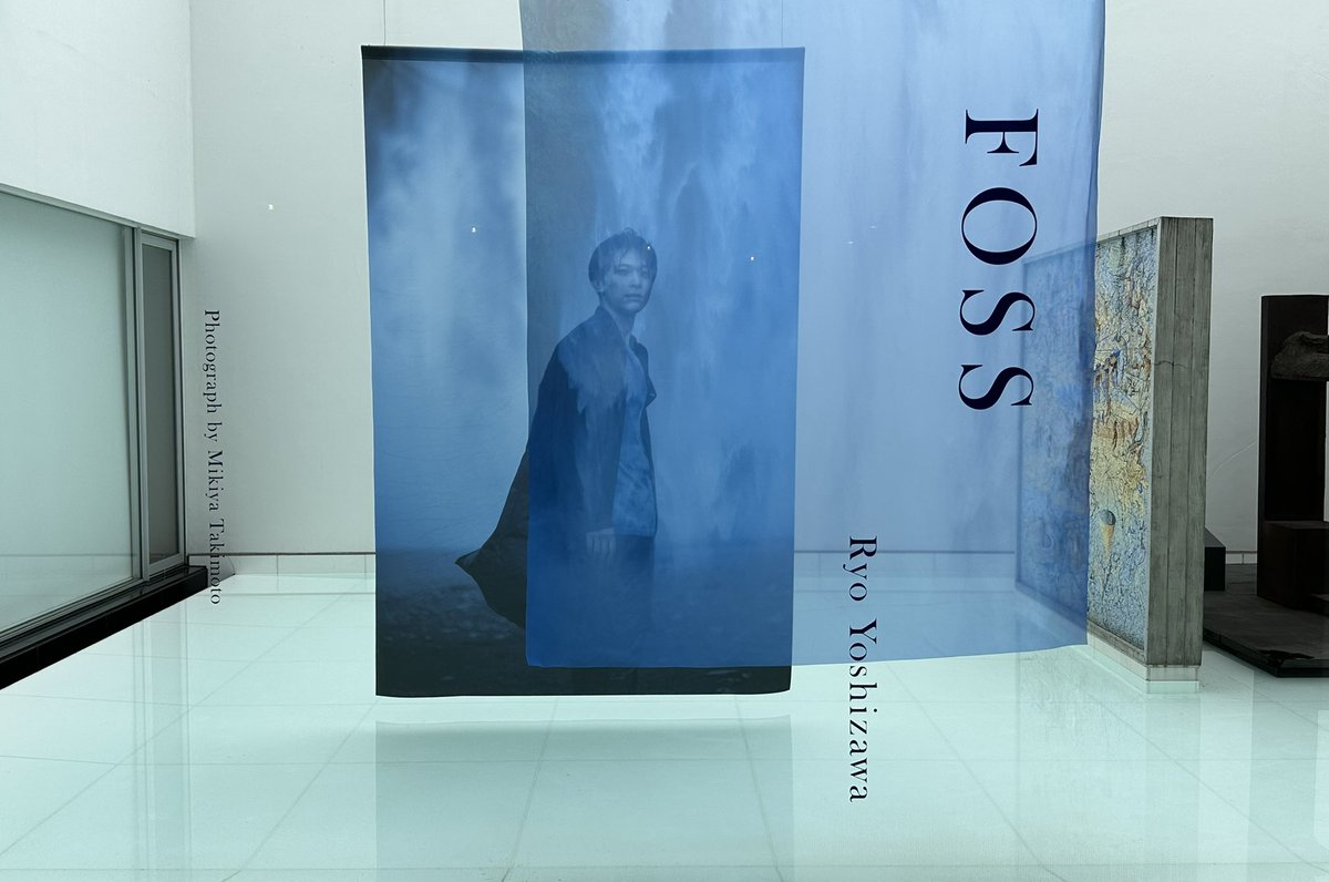 hirune_shitaiii's tweet image. 吉沢亮写真展 #FOSS
造形美よ…
彼の気だるさと、自然な感じがアイルランドの静けさとマッチしていてとてつもなく美しい…
吉沢亮の下まつ毛…
美しすぎてため息がでる。