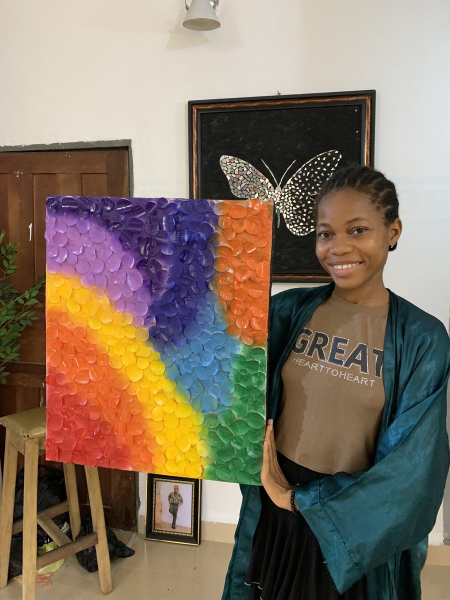 TRASH DIARIES 🦋 (@audreys_crafts) on Twitter photo Each item saved from the trash is a step toward a better planet.
Wall art made from PLASTIC BOTTLES
CRAFTED BY <a href="/Audreys_Crafts/">TRASH DIARIES 🦋</a> Each item saved from the trash is a step toward a better planet.
Wall art made from PLASTIC BOTTLES
CRAFTED BY <a href="/Audreys_Crafts/">TRASH DIARIES 🦋</a>