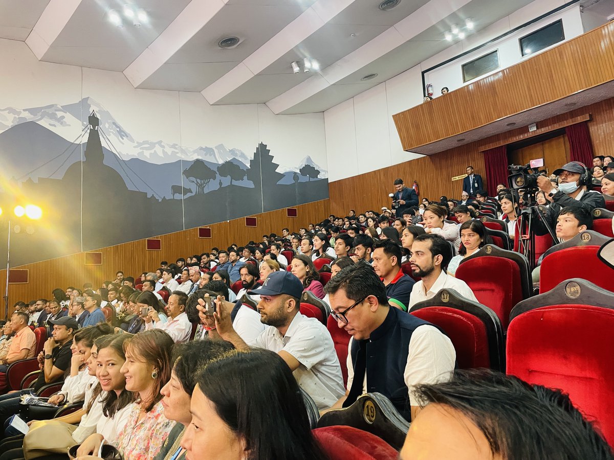 UNDP in Nepal (@undpnepal) on Twitter photo Nepal buzzed with energy on #InternationalYouthDay2025!
Rt. Hon. President Ramchandra Paudel (<a href="/OOP_Nepal/">President of Nepal</a>) and Hon. Minister of <a href="/youthmoys/">Ministry of Youth and Sports, Nepal</a>, Tejulal Chaudhary stressed youth as the heart of our nation’s growth.
Here’s to young changemakers leading the way! 🚀🇳🇵 #IYD2025 Nepal buzzed with energy on #InternationalYouthDay2025!
Rt. Hon. President Ramchandra Paudel (<a href="/OOP_Nepal/">President of Nepal</a>) and Hon. Minister of <a href="/youthmoys/">Ministry of Youth and Sports, Nepal</a>, Tejulal Chaudhary stressed youth as the heart of our nation’s growth.
Here’s to young changemakers leading the way! 🚀🇳🇵 #IYD2025