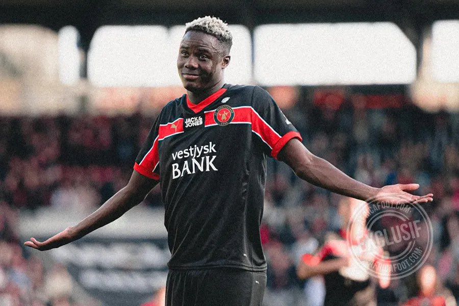 c’est bien evidemment Franculino Djú ‼️
Le Stade Rennais a coché son nom et est haut dans la liste des avants-centres ciblé par le board Rennais 
Il reste sur 8G/A en 3 matchs de championnat danois il est dans une forme excellente ! 
#MercatoSRFC #SRFC #StadeRennais 🔴⚫️