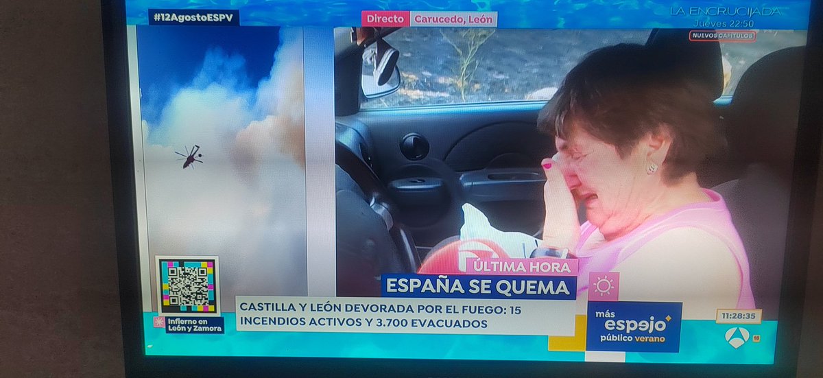 Son basura oportunista, carroñeros de la desgracia. Dejen a la gente con su dolor y respeten e informen de manera veráz.
#12AgostoESPv
<a href="/EspejoPublico/">Espejo Público</a>