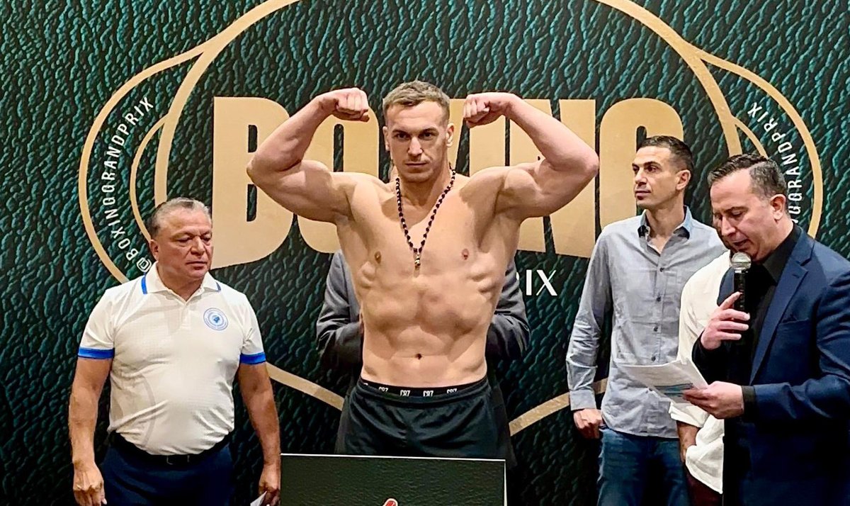 Michał Koper (@michalkoperboks) on Twitter photo Info od Piotrka Łącza: waga ciężka boksuje jutro w Rijadzie na początku, także walka z Kevinem Ramirezem między godz. 9 a 11 czasu polskiego. Transmisja na YT. Info od Piotrka Łącza: waga ciężka boksuje jutro w Rijadzie na początku, także walka z Kevinem Ramirezem między godz. 9 a 11 czasu polskiego. Transmisja na YT.