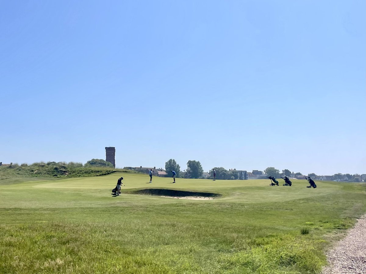 Joe Neale tweet media