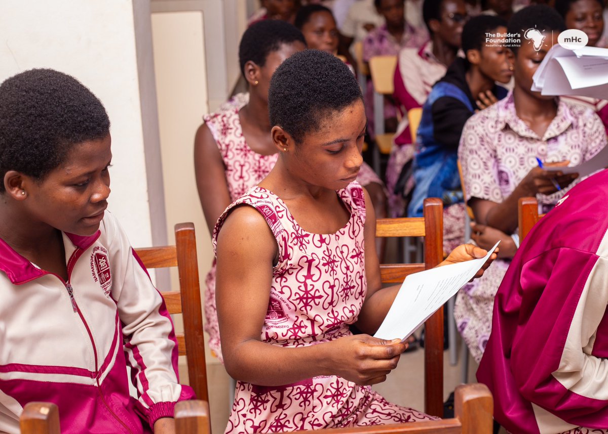 Builders_Fdn's tweet photo. We don’t just talk to students; we engage them to think deeply about who they are, who they want to become, and the actions they can take to get there.

Because when students start seeing their own potential, they begin shaping their own future.

#TBF #mHc #DowntownRevolution https://t.co/zJg07W5Ob6