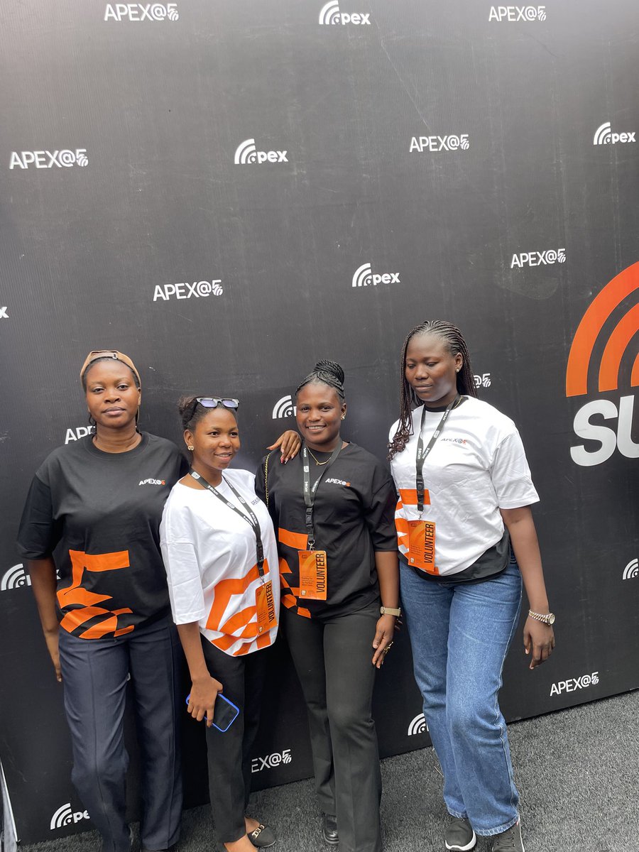 Ayinkee_adee's tweet image. Last Saturday at the Apex@5 Tech Summit was nothing short of inspiring 

Grateful for the chance to learn, Connect and be part of it.
#ApexTechsummit #Apexat5