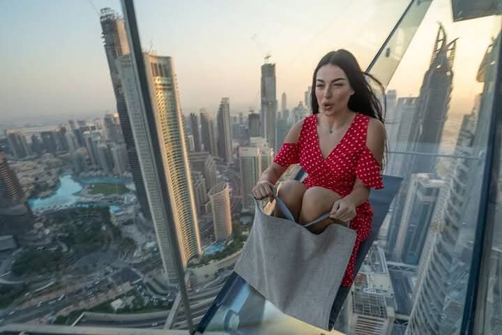 masafib2ctours's tweet photo. Book Dubai Sky Views Observatory tickets &amp; get access to the observatory, edge walk, &amp; glass slide. #Dubai #visitdubai #skyviews #skyviewsobservatory #Burjkhalifa #dubaimall #burjalarab #marina #dubaiframe #Ferrariworld #viral #foryou https://t.co/ZyOVgvvFax
