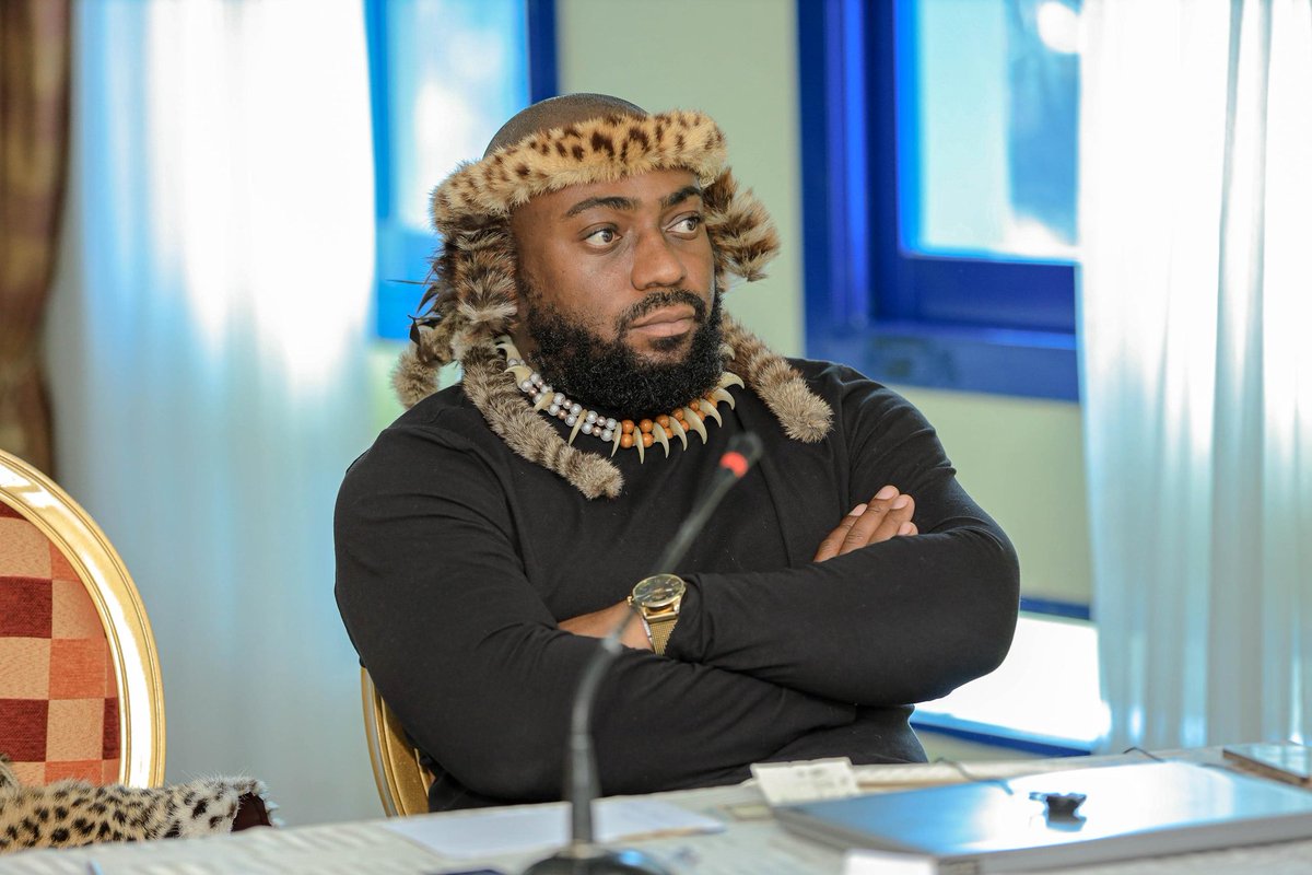 UgandaRedCross's tweet image. Day 2 of the @IFRCAfrica Regional DRR Climate Action Learning Retreat

📍Imperial Resort Beach Hotel, Entebbe

Day 2 is lit with vibrant colours, patterns, and fabrics as participants of the Africa Regional DRR &amp;amp; Climate Action Learning Retreat proudly donned their traditional…