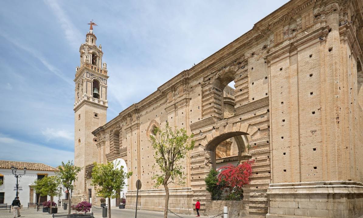 ECIJA EN CRISIS DE CREDIBILIDAD (VIII)
Los ciudadanos demandan que nuestros políticos luchen JUNTOS por convertir la ciudad en la más habitable para una mejor calidad de vida. Las campañas de manipulación mediáticas ofenden a la población. Écija a 44ºC