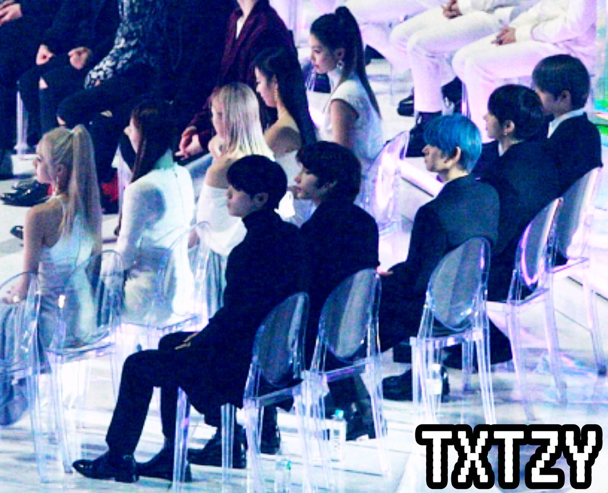 Who remember this moment? 🥹

#YAWNZZY #TXTZY #투모로우바이투게더 #있지 #TOMORROW_X_TOGETHER #ITZY