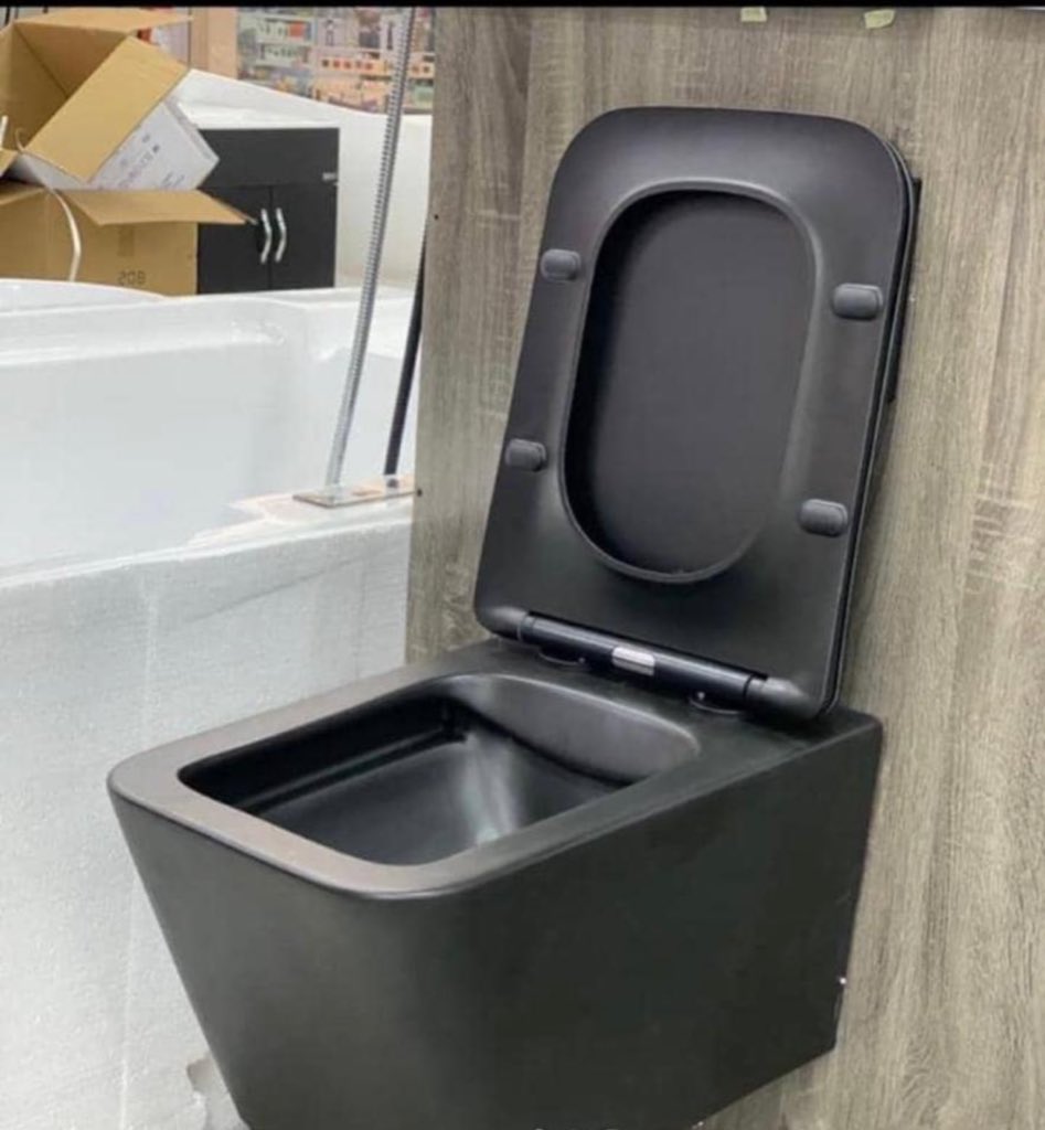 BuildingsPro_M's tweet photo. At BuildingsPro materials, we give you the best at affordable price, Location is not barrier, check out some of our bathroom accessories up for sale….

#LaCasaDeLosFamososMx https://t.co/tAv5bu01rs