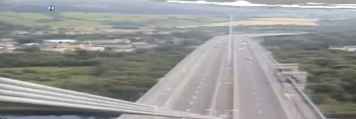 trafficscotland's tweet photo. ✅OPEN⌚10:30

#A898 Erskine Bridge (N/B)

✅The #A898 Erskine Bridge is now OPEN Northbound following the conclusion of over-running roadworks. 

🚗There's still residual delays on surrounding routes which should now begin to ease.

@SWTrunkRoads https://t.co/pSWgZJoNYF