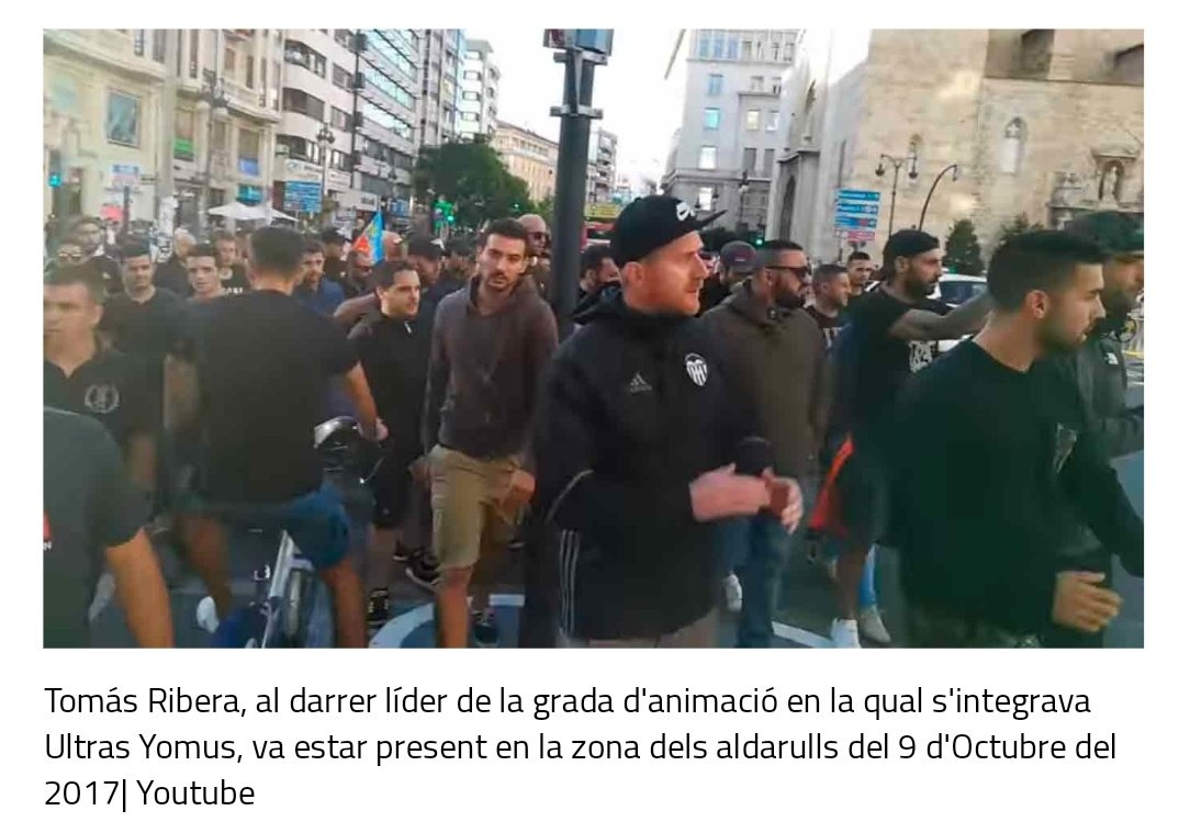 Entonces, ¿el tal Tomás Ribera es este que luce el escudo del Valencia mientras participa en los altercados de la mani del 9 d'Octubre 2017?

¿El que se supone que quieren que lidere la grada evitando mezclar ideología con animación?

¿EL QUE LLEVA EL ESCUDO A REVENTAR UNA MANI?