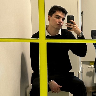 Sinop İSGB İl Koordinatörümüz Sayın Yüksel Kaymak'ın oğlu <a href="/ozyeginuni/">Özyeğin Üniversitesi</a> öğrencisi Arda vefat etmiştir. Cenazesi Ankara Mamak Ortaköy mezarlığında ikindi vakti defnedilecektir. <a href="/sinopilmem/">Sinop Milli Eğitim Müdürlüğü</a> <a href="/meb/">Maria Elena Boschi</a> <a href="/mebisgb/">İşyeri Sağlık ve Güvenlik Birimi Daire Başkanlığı</a>