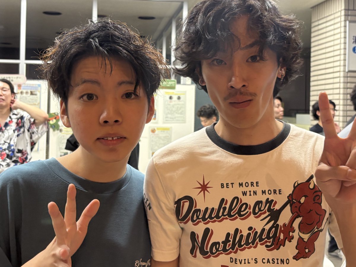 今年からM-1愛媛予選が！大学で活動してた場所で予選があるってことで大学当時活動してた2つのコンビで予選受けてきましたよっと！2組とも通ってよかった！
んで同じ大学のゲラゲラメンバーを始め、四国でいっしょにライブしてたみんなともまた会えた！みんなまた会おうね〜🙌