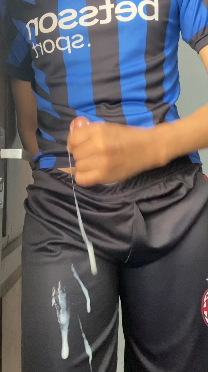 gas nih yg mau beli kolor jersey futsal bekas gue crotin masi anget.. DM 🔥🔥🔥
#fetishjersey #Jersey #basketball #shinyshort #fetishuniform #uniform #sportwear #Swimwear #bajujersey  #celanabasket #jerseybasket #celanalicin #kolorlicin  #kolorjersey #kolorbasket #celanasmp